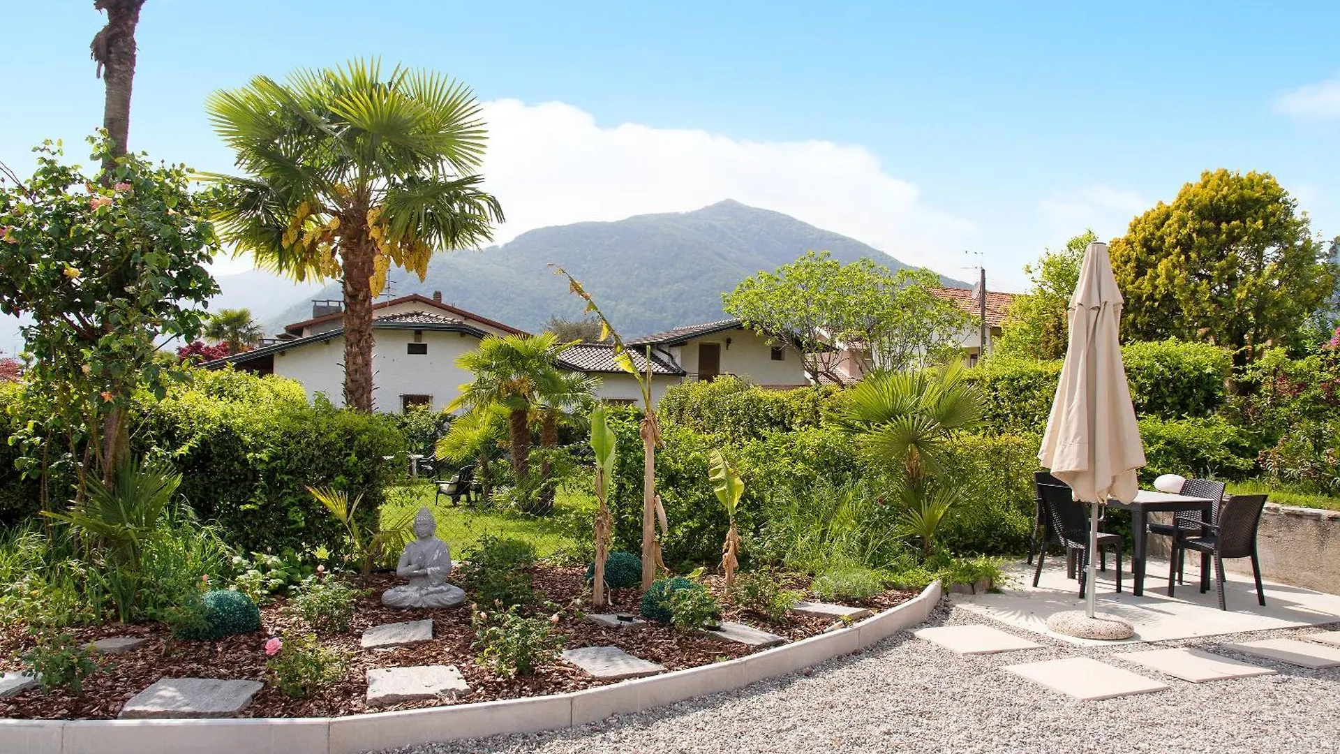 Il Bacio Del Sole 2 Daire Maccagno 0*,  İtalya